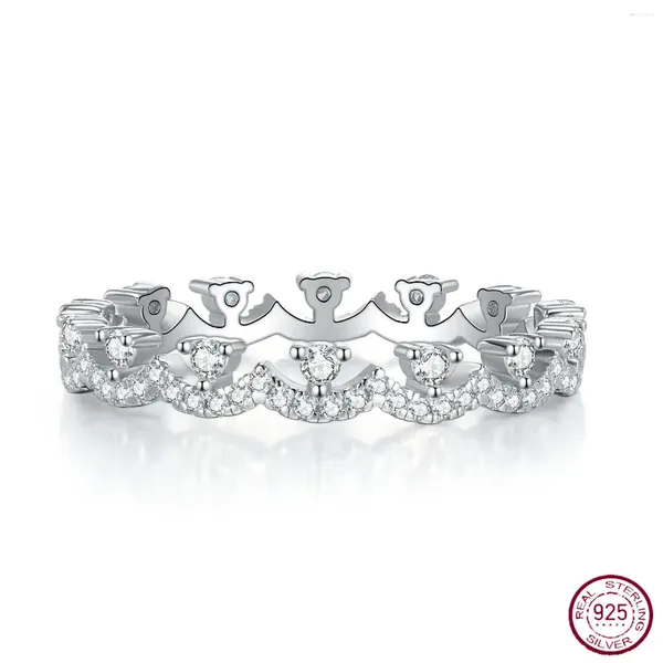 Clusterringe Full Diamond Row Ring -Spitze für die einfache und personalisierte dünne, geschichtete Modetrendy -Stile von Frauen
