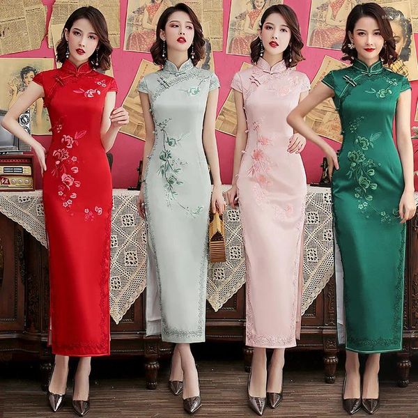 Ethnische Kleidung Seide bestickte Long Cheongsam 2024 Spitzenkante verbesserte Qipao Chinese Style Abendkleider Frau Zeremonie Kleid