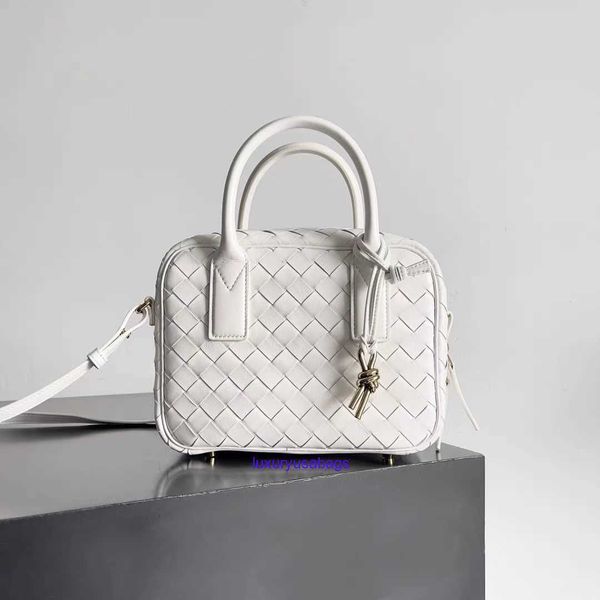 Kleiner Fluchtkreuzkörpergriff Bag Botegaveneta kleiner Intrecciato Leder -Top -Griff -Tasche mit verstellbarem und abnehmbarem Riemen ein interner Reißverschluss -Tasche