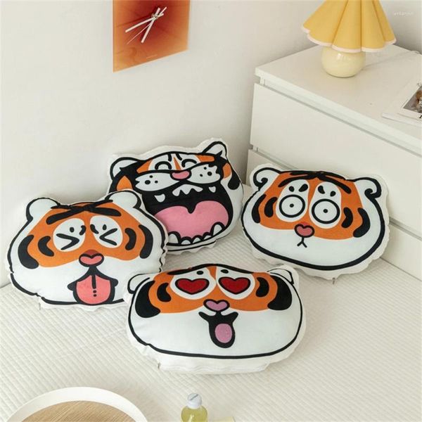 Pillow Cartoon Tiger Decoração da sala de estar Sofá macio traseiro assento cadeira de carro escritório cister na cintura descanso Presente Presentes