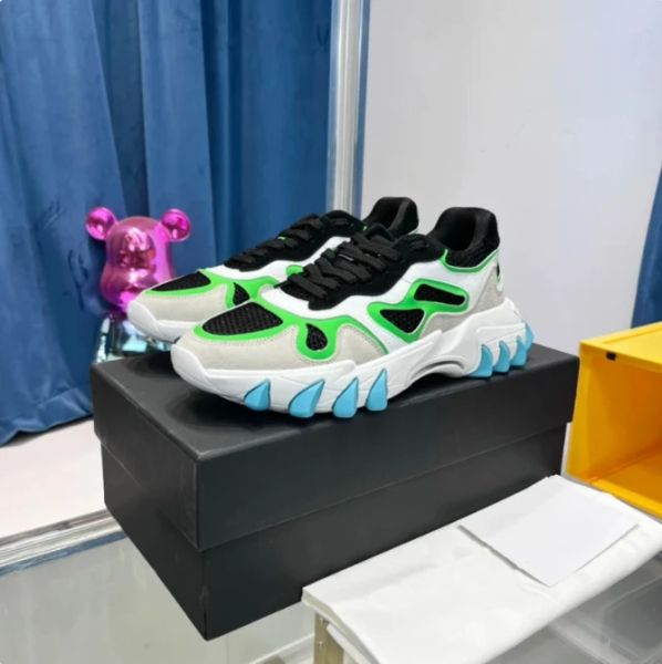 Botlar Bal Luxury Kore Moda Marka Erkek Spor ayakkabıları 2023 Cat's Paw Patchwork Ayakkabılarında Erkekler İçin Sıradan Nefes Alabası Çift Ayakkabı