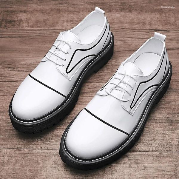 Sapatos casuais moda masculina Black White Patente Leather Derby Sapato Evening Prom Vestido Designer Plataforma Tênis Tênis Teenage Calçado