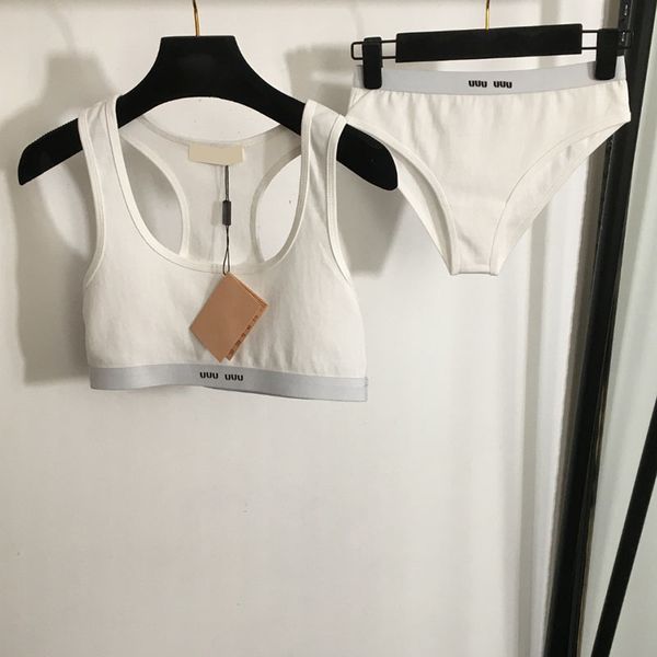 Mektup Kadın Sütyen Kısa Seti İç çamaşırı Lüks Tasarımcı Sportif Tank Tops Kısa Seksi Kolsuz Takip Telsiz Çamaşırı
