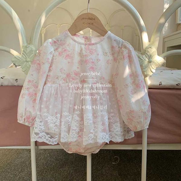 Rompers Corea Giappone La tuta in pizzo neonato con tulle carino ricamo floreale neonato di bambini in tulle primavera estate autunno abito da bambino H240425