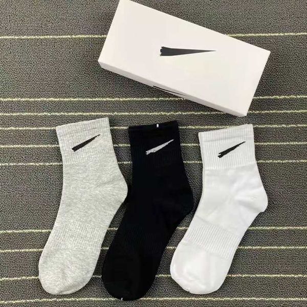 Spor Çorap Çift TubeSocks Tasarımcı Mens Kişilik Kadın Tasarım Öğretmen Okulu Tarzı Karışık Renk N Şehir Erkek Kadınlar Saf S27y