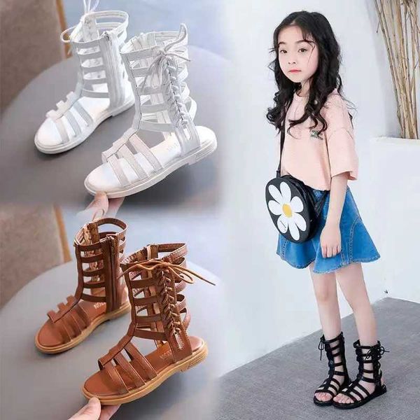 Sandalen Sandalias Kind Sandalen Sommer Neues Mädchen Roman Sandalen weiche Sohle Kinder Prinzessin Schuh mit mittlerer Größe Big Girl Schuh Schuh Schuh Cool Stiefel 240423