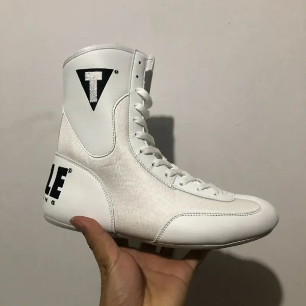 Stivali scarpe da boxe professionali uomini donne con competizione di alta qualità stivali sportivi stivali coppie designer white wrestling big boy