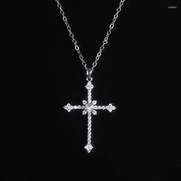 Anhänger Halsketten 1pcs Imitation Weißgolor Halskette Damen kaltes Wind voller Diamanten Stern Mango Shining Cross Schmuck