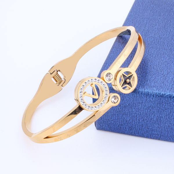 Designer -Marke Alphabet Diamant Luxus Gold plattiert Armband Charme Armband Hochwertige Frauen Edelstahlarmband