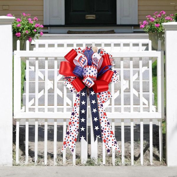 Flores decorativas 2024 American Flag Independence Day Star Garland Rose Red White e Window Decoration Peony para a porta da frente