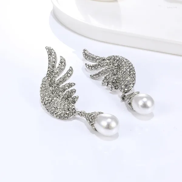 Brincos de garanhão easya 2024 moda simulada Pearl Metal Crystal Angel Wing for Women Girls Acessórios Jóias