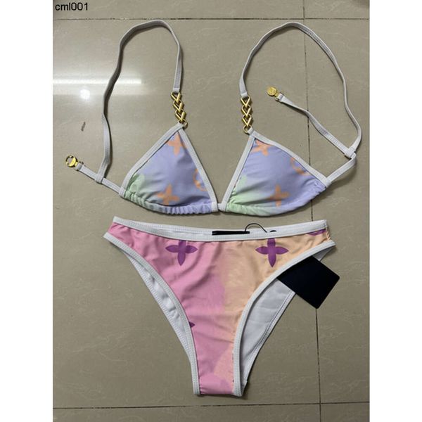 Designer Sexy Bikini Set per donne bandage Swimsuit Twopieces Crop Top Top Abitudini per crash da bagno ad alto abbondanza di abbigliamento da spiaggia S-XL