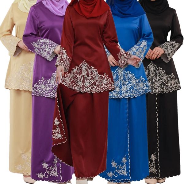 Muslim Dubai 2pcs si adatta alle donne da ricamo di lusso Skirts Malaysia Kurung Set Dress Ramadan S-XL 240415