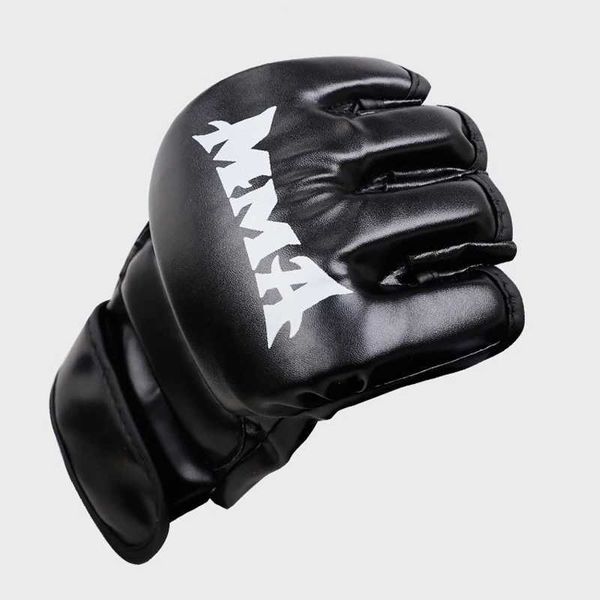 Gear Professional Boxing Training Luvas com times de couro de meio dedo para adultos boxe de boxe UFC Treinamento Sandbag Knuckles 240424