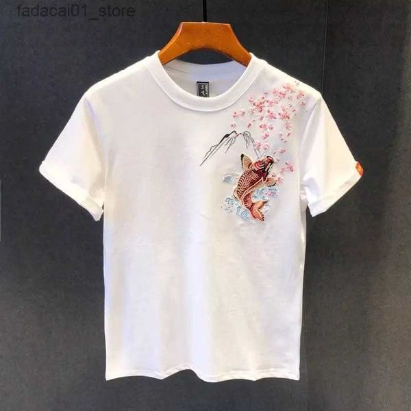 Camisetas masculinas Novo verão em estilo chinês bordado koi shirt de manga curta masculina moda pesada tendyq240426