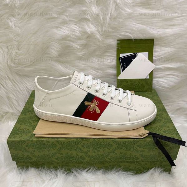 Designer Scarpe da uomo di lusso Italia Scarpe casual Ace Ace Donne White Flat in pelle piatta Rossa Rossa Rosso Accampioni da ginnastica scarpe da ginnastica