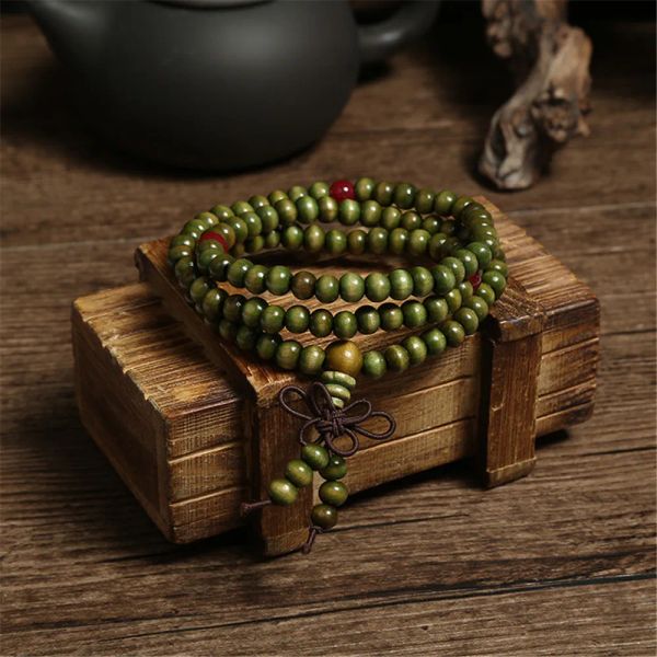 Strands Green 6mm de pulseira de sândalo natural de 6 mm Bulkes para mulheres Buda Buda Wood Pray Mala Unisisex Men Jóias Bijoux A245