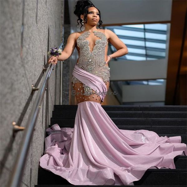 Vestidos de bancos de bandidos rosa impressionantes para menina negra 2024 Luxury Diamond Gillter Ilusão Vestidos de festa de aniversário elegantes cerimônia formal dezesseis Varas de Gala African