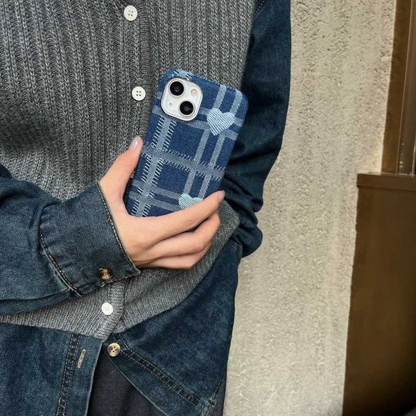 Mobiltelefonkisten Denim Plaid Stripe Love Cover Hülle für iPhone 15 14 13 12 11 Pro Max Phone Case J240426