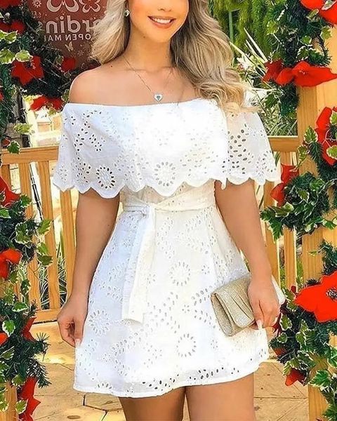 Hollow Out White Dress Women Summer Off Wills Lace Up Mini Fashion Splicing Holiday Long Doldes 240418