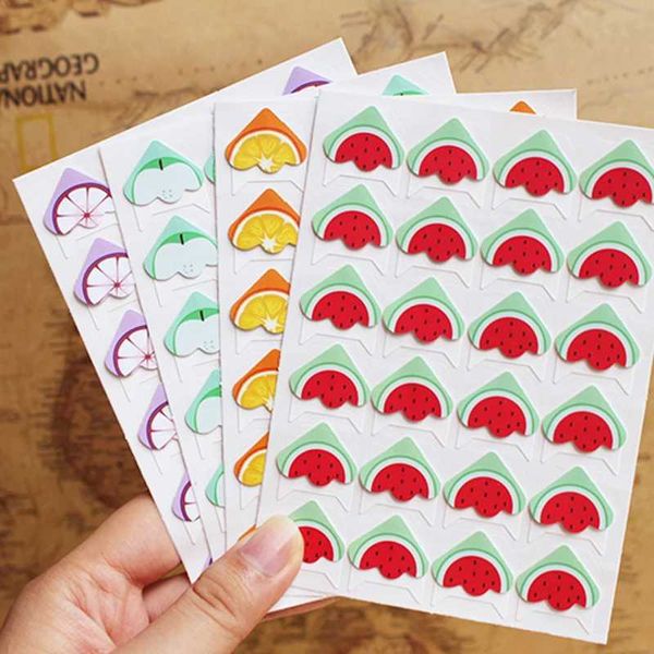 Trasferimento per tatuaggi 24 pezzi/lotto Fruit Fruit Fruit Angolo carini adesivi di carta per album fotografici Eccellente lavoro Frame Decorazione Set di scrapbooking 240426 240426