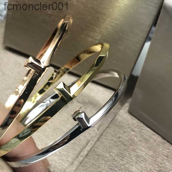 Designer di lusso sterling argento t braccialetto braccialetti di diamanti braccialetti da donna marca di marca per la festa di nozze valentino regalo di alta qualità con scatola c56f