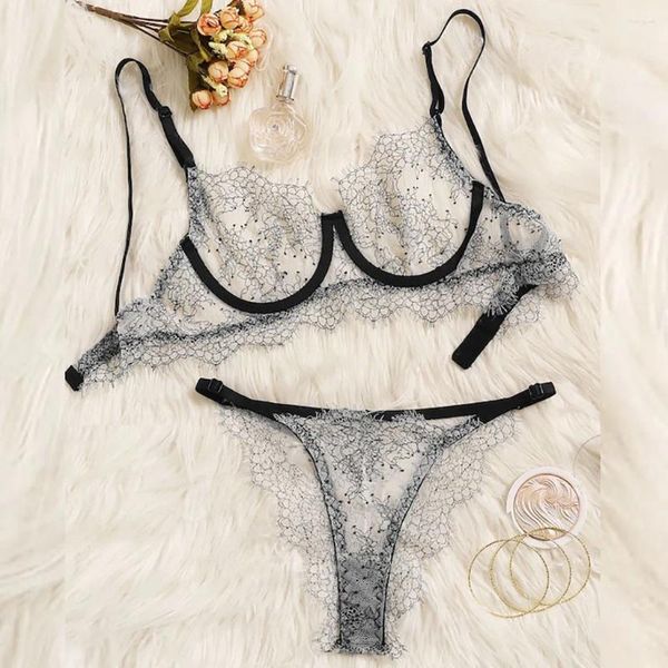 Bras Set Sexy Fashion Women's Lace Werewwear da due pezzi Set di lingerie Corset Brewire Sleep abbigliamento muscoloso