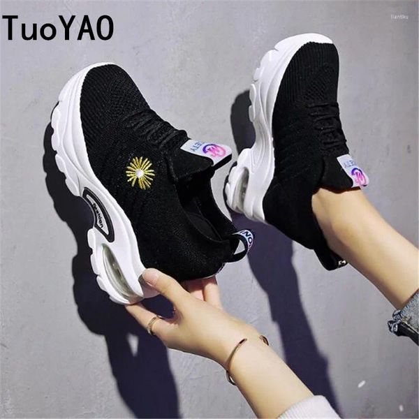 Fitness Shoes Women Sneakers 2024 Модная платформа Ladies Brand Designer Chunky Casual Кружевая женщина White Sports Dad