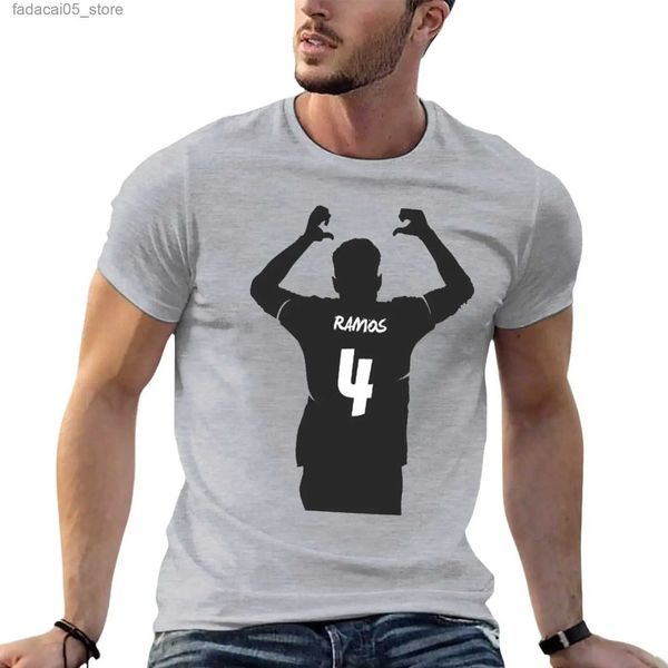 T-shirt maschile Sergio Ramos T-shirt sudore grafico Anime Pure Black for Men Q240426