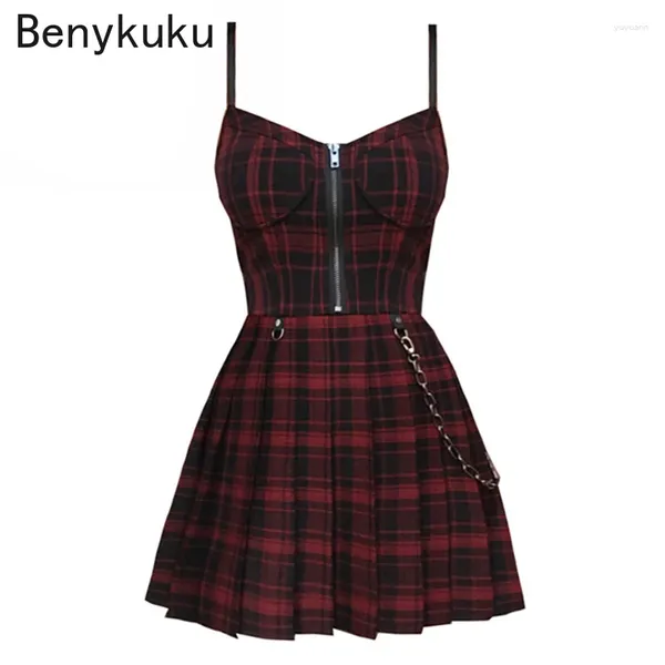 Lässige Kleider rot schwarz karierte gotische Mädchen sexy Schlingkleid Preppy Summer Women ärmellose Mini Kurzer Falten Goth Punk Streetwear