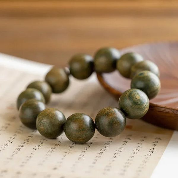 Bracciale di sandalo verde Bracciale naturale Fragranza in legno naturale perle intrecciate a mano con perle con tela da donna Coppia Femmina Coppia Buddha Bead Yoga 240424