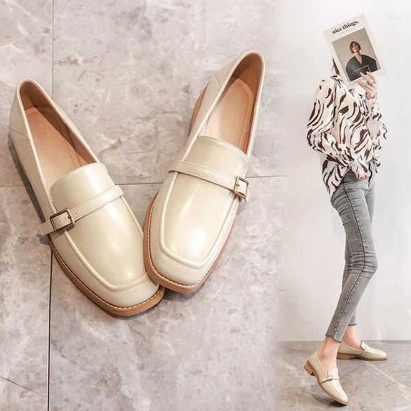 Lässige Schuhe Spring Britisch-Stil Frauen Preppy Square Toe Slip-on Female Retro flache Mund bequemer Slas