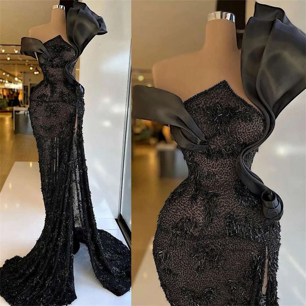 Гламурные выпускные черные платья без бретелек вечерние платье на заказ боковые боковые оборки расщепляются длина пола.