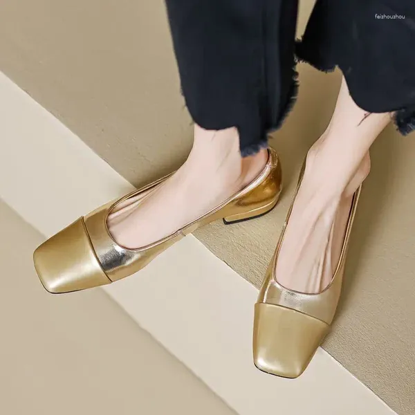 Casual Schuhe Größe 33-40 Quadratzehen Gold Silber Weiche echte Leder Low Heel Girls Street Fashion süße Pumpen Frühling Frauen Heels