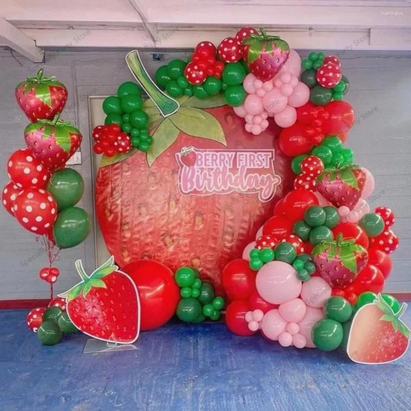 Parti dekorasyonu 137pcs çilek meyve folyo balonlar çelenk kemer kiti kızlar için doğum günü bebek duş malzemeleri lateks globos