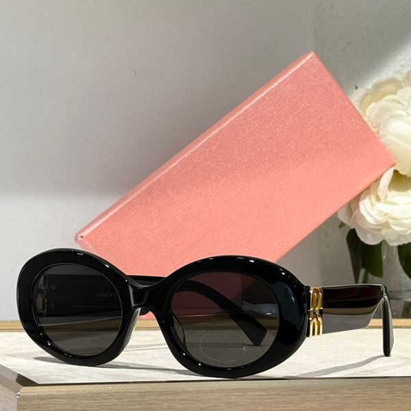 O occhiali da sole da donna per estate popolare da 15ws stilista elegante in stile esterno Uv400 anti-ultravioletta piastra retrò acetato ovali vetri a cornice full box casuale