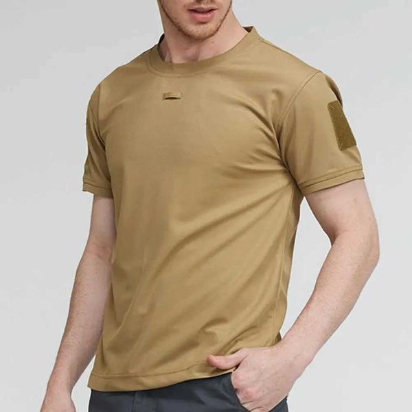 T-shirt tattici T-shirt estivo T-shirt una maglietta militare unisex Maglietta per escursioni da uomo a maniche corte a maniche corte per seccatura veloce camicia all'aperto 240426