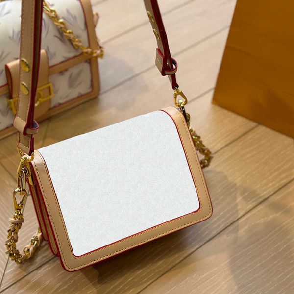 Дизайнерская сумка женщин кросс кубика кожаная сумочка дизайнеры пакеты на плечо цепные кошельки Lady Easy Pouch Brap Letter