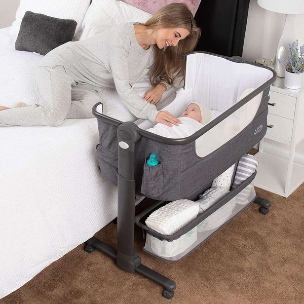 Baby Bassinet Sleeper comodino con cesto di stoccaggio e comodo materasso - presepe portatili per neonati, design facile pieghevole, include una borsa da viaggio