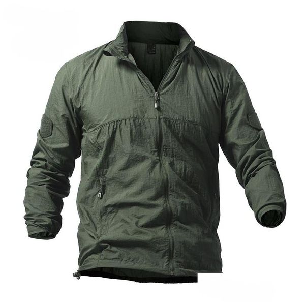 Outdoor -Jackets Hoodies Sommer wasserdichte schnelle trockene taktische Haut Jacke Männer Kapuze Regenmantel Dünne Windbreaker Sunsn Armee Militär Drop dhrbm