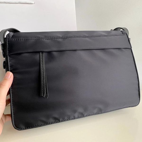 Totes zwei in einer kleinen Quadratbeutel Unisex Nylon Messenger für Männer und Frauen Nische pendeln diagonaler Kreuz -einzelner Schulter