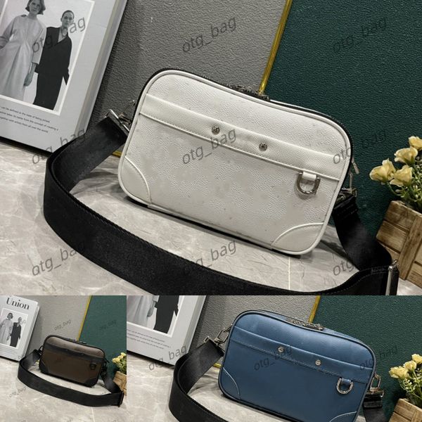 Explosão New 2024 Mens Bags M31016 Bolsa de câmera Alpha Messenger Agave azul elegante Taigarama relevado Taiga Cowhide Signature rebite o tronco casual cool