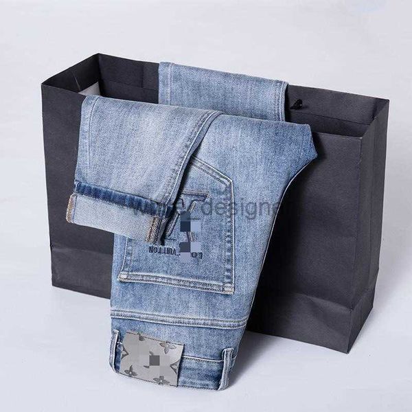 Jeans de grife para homens de luxo de alta qualidade de alta qualidade jeans masculinos sazonais, calças masculinas de perna lisa elástica e elástica versátil.