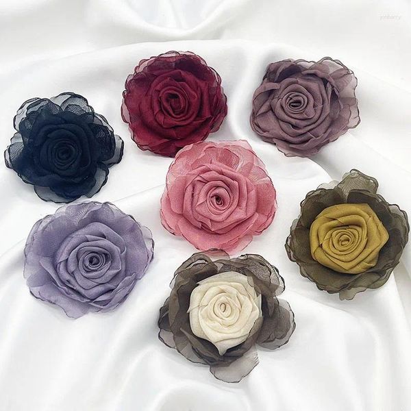 Dekorative Blumen 5pcs 6 cm handgefertigtes Organza Satin Stoff Rose für Hochzeitskleid Kleidung Hüte Kopfschmuck Kopfband Halskette Dekoration