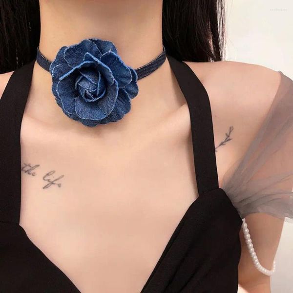 Choker Goth Elegant Denim Rose Blume kurze Halskette für Frauen Kpop süße Schlüsselbeutel Kette Ästhetik Wed Y2K Accessoires