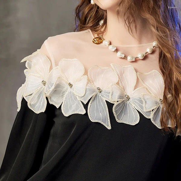 Blouses femininas Luxunhas Flores de miçangas 3D Bordado de malha de malha de cetim Camisas de cetim de manga longa Diamantes emendados de gaze de tops soltos brilhantes