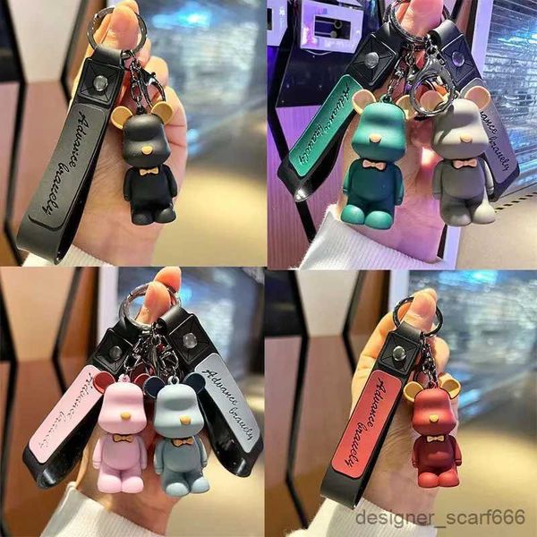 Schlüsselanhänger Lanyards süße Cartoon Fliege Bär Bär Schlüsselhänne Harzbär Anhänger für Frauen Männer Bag Auto Keyrings Schmuck Freund Paar Geschenke Großhandel Großhandel