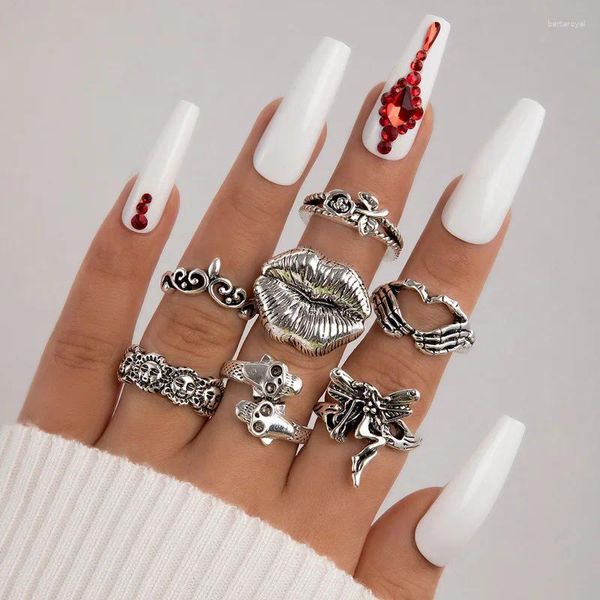 Clusterringe Vintage Ancient Silver Color Lip Skull Joint Ring Sets Charms Butterfly Hand Blumen Schmuck Anillo 7pcs/Sets 23432