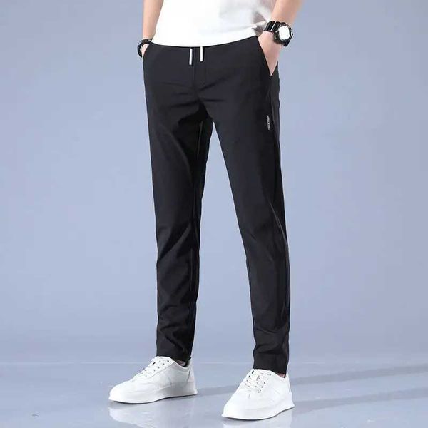 Мужские брюки FGKKS 2024 Мужчина на открытых повседневных штанах Solid Color Fashion Ultra Thin Bants Высококачественный дизайн Hot Street Wear Mens Casual Pantsl2404