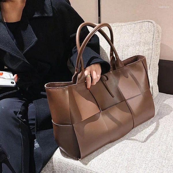 Bag Frauen weben Tote Mode hochwertige PU Leder Designerin String Handtasche elegante große Kapazität weibliche Schulter